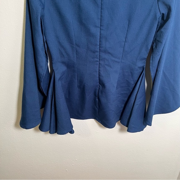 D.d Blouse Ruffle Tulip Sleeve Blue 2 - Picture 10 of 13